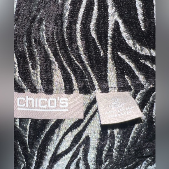 Zebra coat - Picture 3 of 3